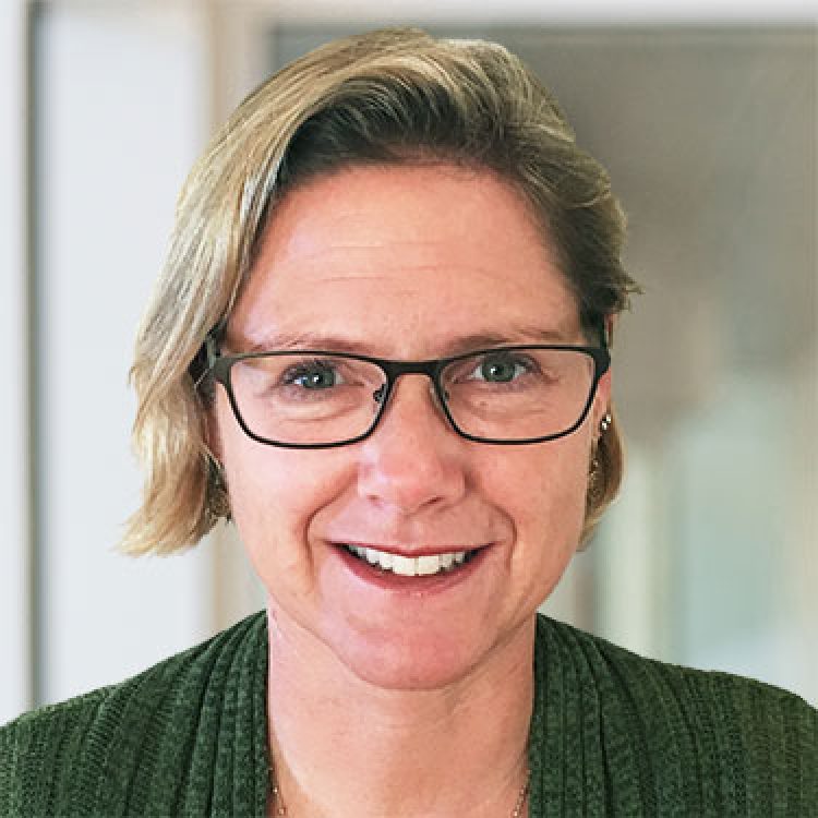 Dr Jacqui Irvine, MBChB, DCH, FACEM, MBA (Applied Health Management)